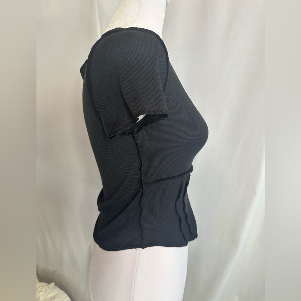Urban Outfitters Black Exposed Seam Crop Top Size M. - Picture 6 of 7